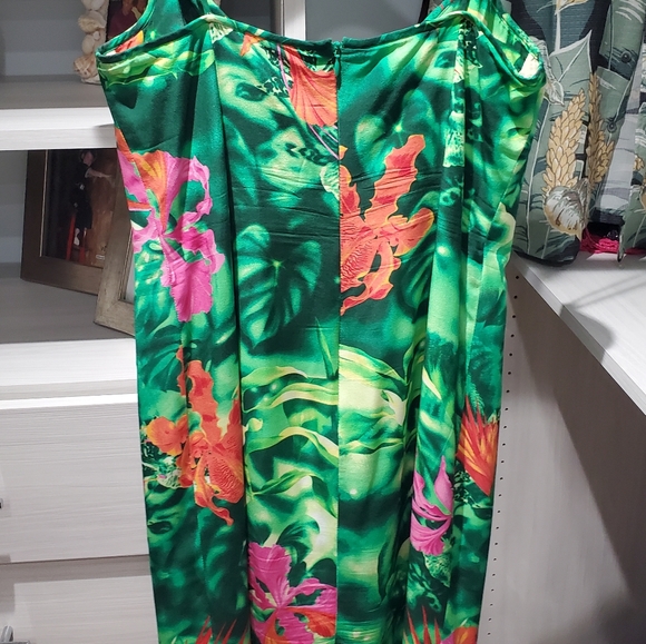 ESCADA silk dress - Picture 9 of 9
